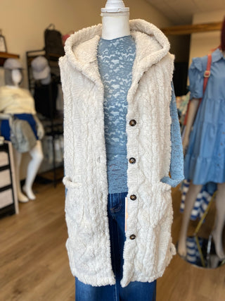 Cable Knit Hooded Vest